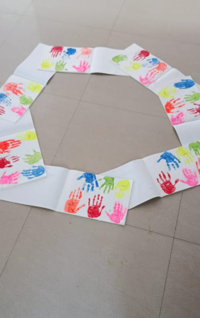 Handprint Wreath — Play N Learn daycare Coimbatore